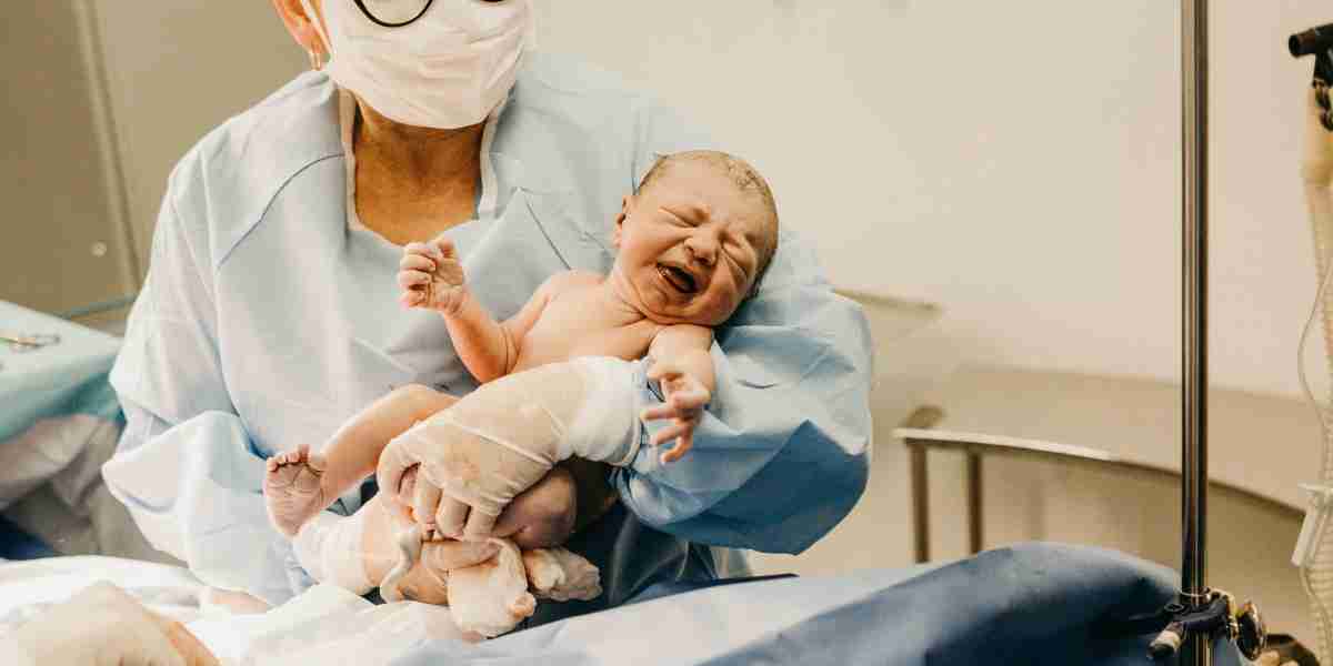 Child Mortality Rate and Mother Mortality in Laos are Decreasing Significantly Thanks to Health Reforms